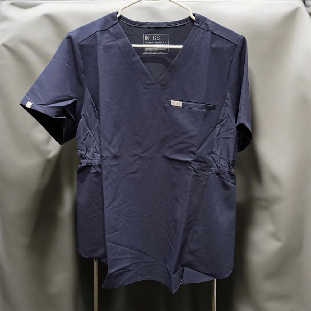 Figs Navy Blue Scrub Top XL with pockets